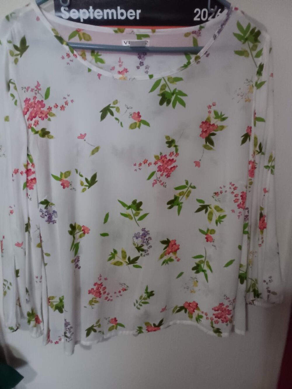 Venus Floral Top. Size 8